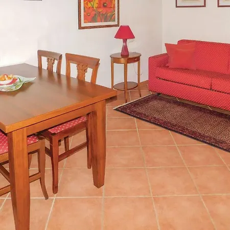 One-bedroom In Apartment